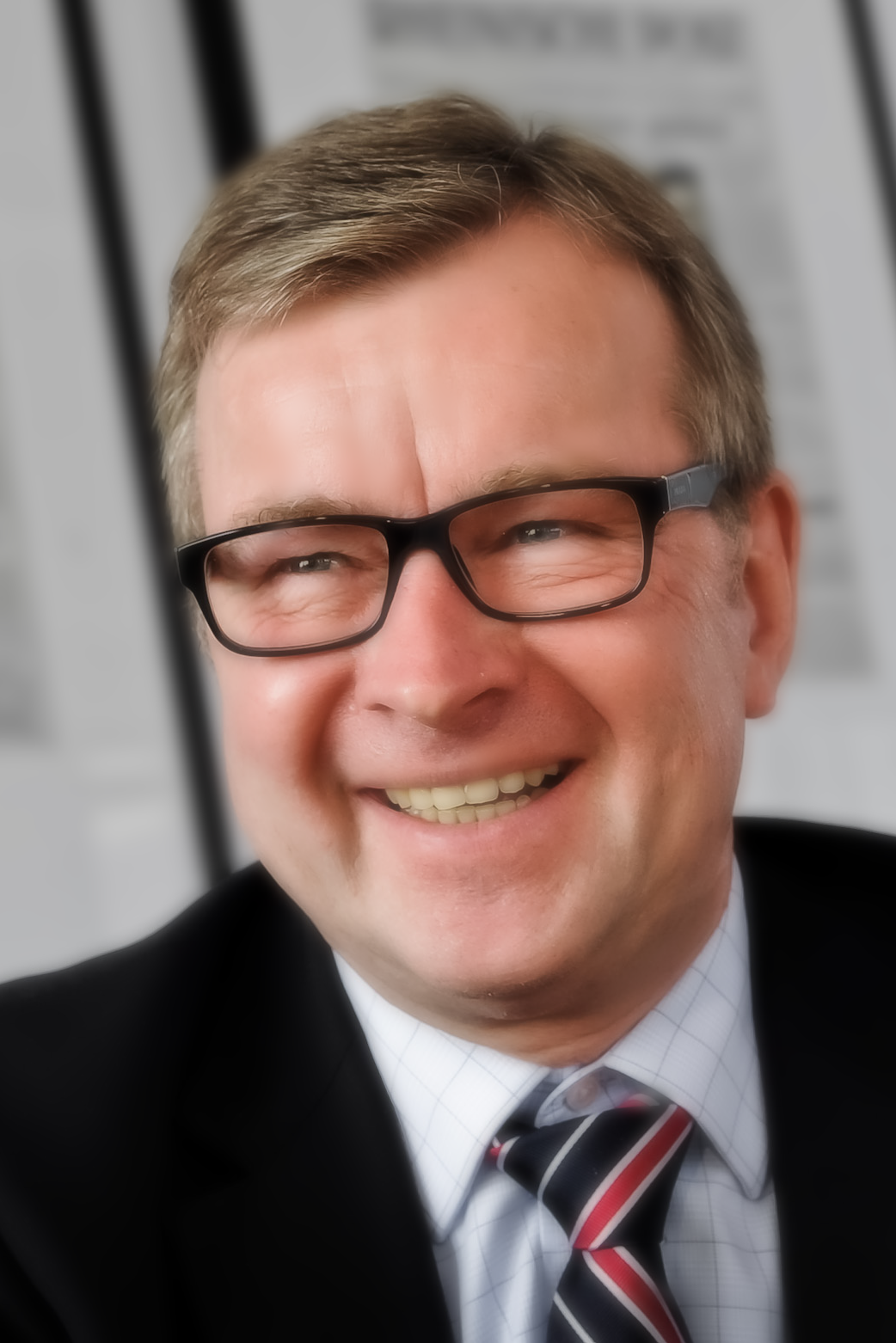 Editorial Consulting Prof. Joachim Blum Profil